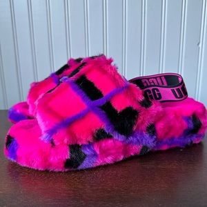 NWOT Ugg hot pink and purple slippers size 8